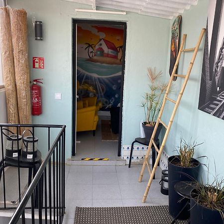 The Island Hostel & Cafe Lagos Exterior foto